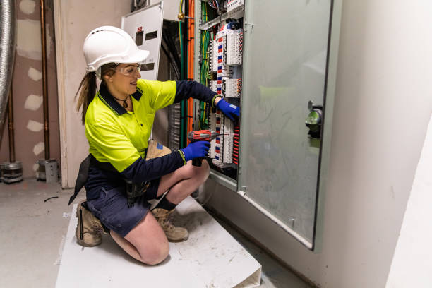  Clarksville, IA Electrician Pros